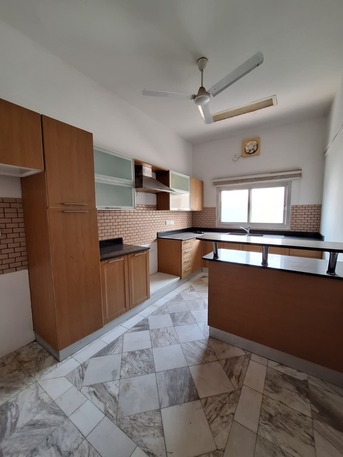 Jidhafs, Apartments, Flats, Houses & Villas, BHD 140/month,  2 BR,  Apartment For Rent In Tashan Area