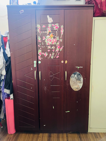 East Riffa, Furniture, BHD 18,  Wooden Cupboard