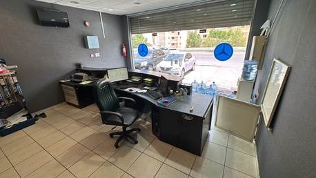 Khobar, Shops, SAR 150,  105 Sq. Meter,  SPARE PARTS SHOP FOR SALE .( Low Rent )