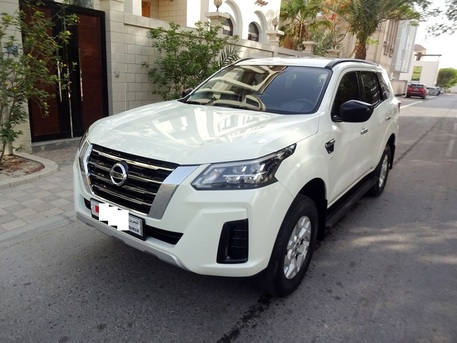 Bilad Al Qadeem, Vehicles, Cars & Trucks , BHD 7700,  Nissan Xterra,  2022,  Automatic,  44000 KM,  Nissan X Terra SE 2.5 L V4 7 Seat White  Agent Mainatained Urgent Sale