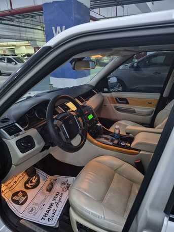 Manama, Vehicles, Cars & Trucks , BHD 2300,  Land Rover Range Rover Sport,  2008,  Automatic,  180000 KM,  Range Rover Sport  Call 3917 1721