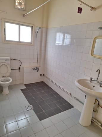 Manama, Apartments, Flats, Houses & Villas, BHD 250/month,  2 BR,  130 Sq. Meter,  Tashan Area 2 Bedroom Unfurnished Flat Available In A Compound