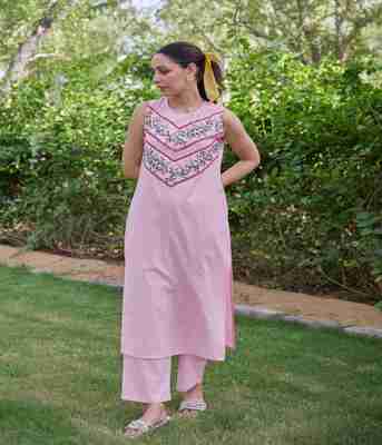 Mumbai, Clothing & Accessories, INR 1498,  Buy Women