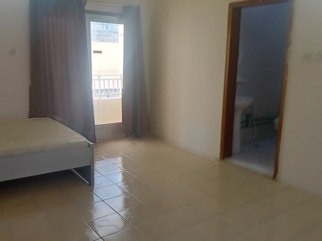 Adliya, Rooms for Rent, Adliya, In A Shearing Flat 2 Big Room Available