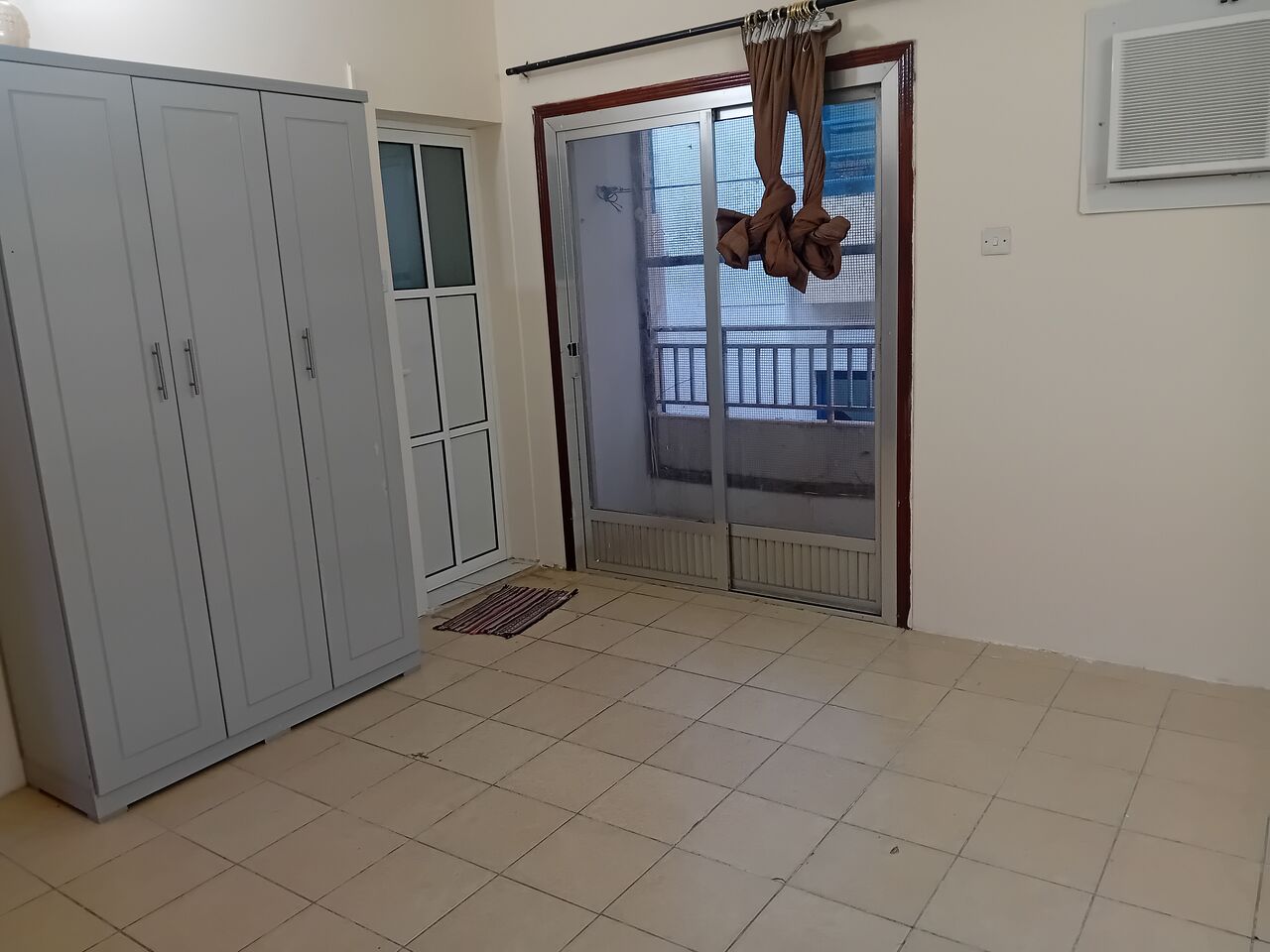 Adliya, Rooms for Rent, Adliya, In A Shearing Flat 2 Big Room Available