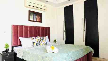 New Delhi, Apts/Flats Wanted, INR 27154/day,  Furnished,  3 BR,  2100 Sq. Feet,  3BHK Safdarjung Enclave, Terrace Garden, Lift