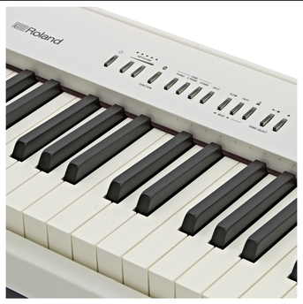 Dammam, Musical Instruments, SAR 2500,  Roland FP-30 Piano Digital For Sell (negotaible)