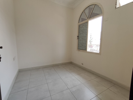 Manama, Offices, BHD 140,  Um Al Hassam:- 2Bhk Office/Commercial Flat On Rent..