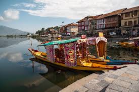 Mumbai, Travel, Srinagar Delights 4 Nights 5 Days Starting From 18000/- Per Person