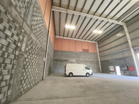 Manama, Warehouses, BHD 3,  Warehouse For Rent For Caroentry Or Storeage