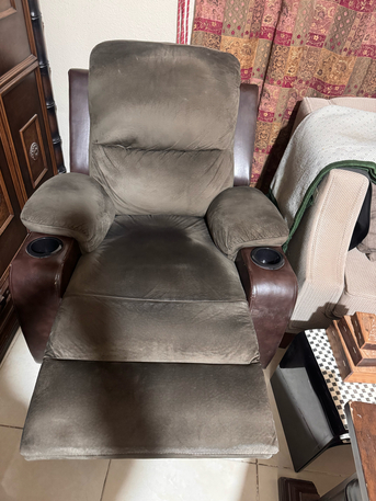 Al Malaz, Furniture, SAR 400,  Reclined Sofa