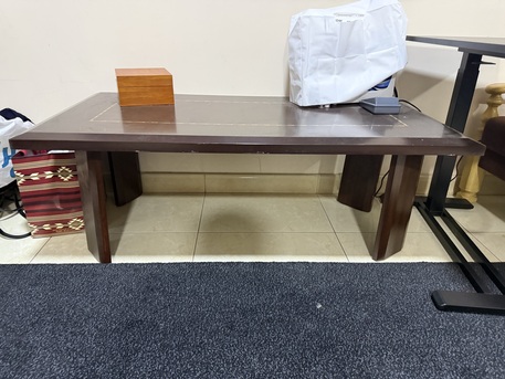 Khobar, Items Wanted, Computer And Arts Table