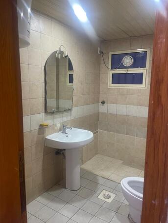 Khobar, Housing Exchanges, SAR 22000/year,  3 BR,  Flat For Rent 3bedroom 2 Bathroom Kitchen Hall