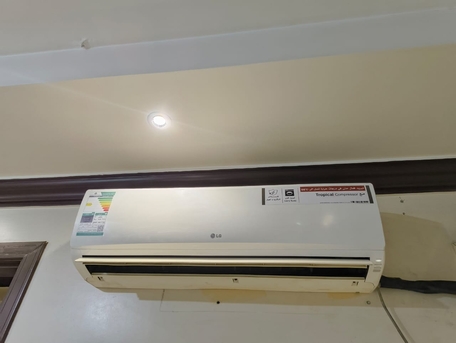 Al Iskan, Air Conditioners, SAR 600,  LG Split AC 1.5  Ton - Excellent Cooling - Slightly Used"