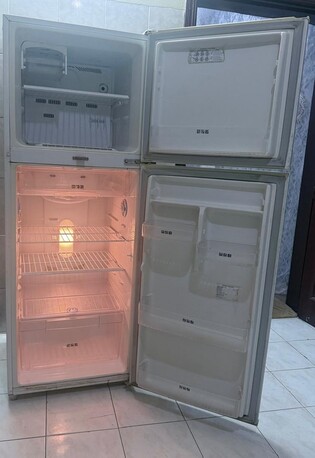 Riyadh, Appliances, SAR 250,  Samsung Fridge