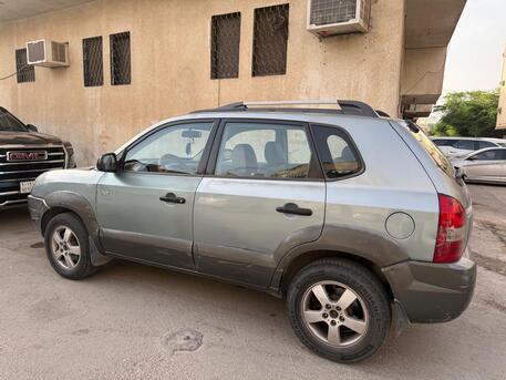 Riyadh, Vehicles, Cars & Trucks , SAR 13000,  Hyundai Tucson,  2006,  Automatic,  272551 KM,
