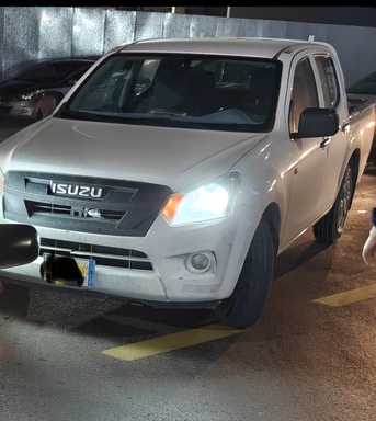 Riyadh, Pick Up & Drop Off, We Have Isuzu Pickup. Transport Or Any Commercial Logistics Service