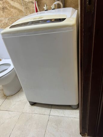Jeddah, Appliances, SAR 450,  Fully Automatic Washing Machine - 9Kg - 450 SR