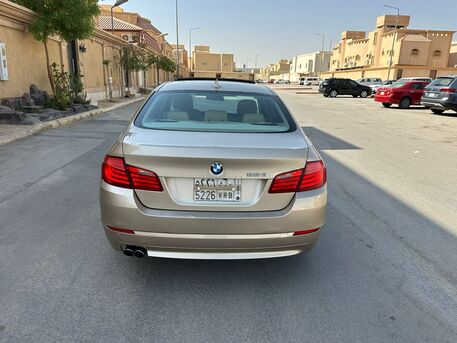 Riyadh, Vehicles, Cars & Trucks , SAR 40000,  BMW 523i,  2011,  Automatic,  129000 KM,    Fully Loaded With Sunroof For Sales (Accident Free) N Low Odo
