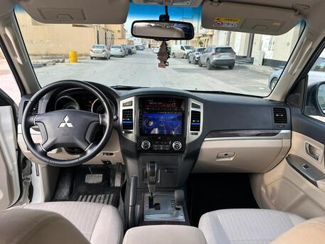 Riyadh, Vehicles, Cars & Trucks , SAR 88000,  Mitsubishi Pajero GLS,  2022,  Automatic,  48000 KM,    With Mid Option 4WD Option For Sales 1st Owner