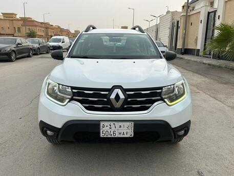 Riyadh, Vehicles, Cars & Trucks , SAR 35000,  Renault Duster 4WD,  2023,  Automatic,  167000 KM,   Renault Duster With 4x4 Option And Very Good Price 1st Owner