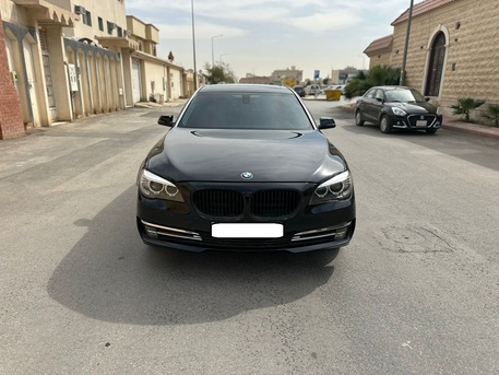 Riyadh, Vehicles, Cars & Trucks , SAR 58000,  BMW 730I,  2014,  Automatic,  169000 KM,    With Full Options For Sales (2nd Owner)