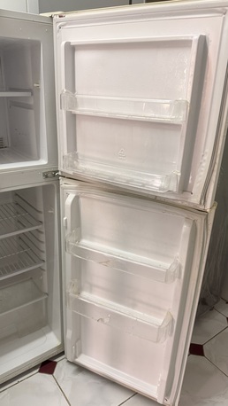 Jeddah, Household Items, SAR 900,  Household Items Available For Sell,1 Windows AC, 1 Fridge