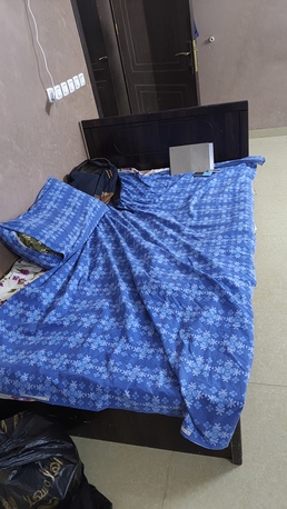 Al Iskan, Air Conditioners, SAR 1100,  &ldquo;I Am Selling Household Items.&rdquo;