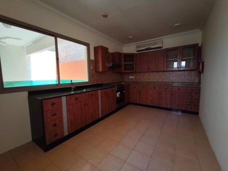 Hidd, Apartments, Flats, Houses & Villas, BHD 400/year,  3 BR,  Hidd:- 3Bhk Duplex Semifurnished Villa On Rent With Swimming Pool..