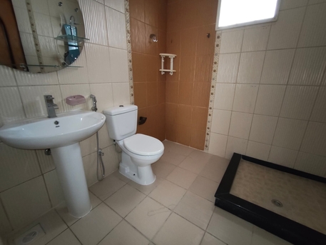 Hidd, Apartments, Flats, Houses & Villas, BHD 400/year,  3 BR,  Hidd:- 3Bhk Duplex Semifurnished Villa On Rent With Swimming Pool..