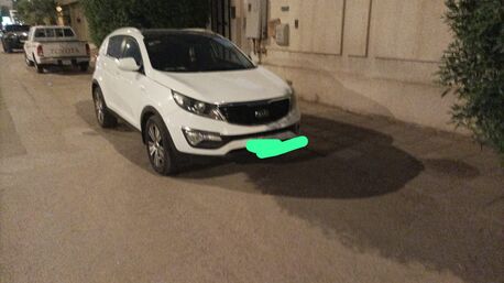 Olaya, Vehicles, Cars & Trucks , SAR 42000,  Kia Sportage,  2015,  Automatic,  147000 KM,    White | 2.0L | Mint Condition | 147K KM | SAR 42,000