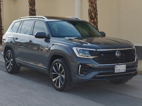 Riyadh, Vehicles, Cars & Trucks , SAR 160000,  Volkswagen Golf,  2024,  Automatic,  27000 KM,  Volkswagen Teramont  R Line