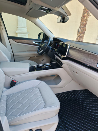 Riyadh, Vehicles, Cars & Trucks , SAR 160000,  Volkswagen Golf,  2024,  Automatic,  27000 KM,  Volkswagen Teramont  R Line