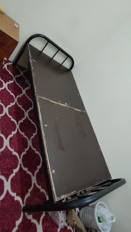 Khobar, Household Items, SAR 1,  Carrier A/C 1.5 Ton, Metal Single Bed With Wooden Plywood