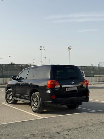 Manama, Vehicles, Cars & Trucks , BHD 9900,  TOYOTA LAND CRUISER GX.R,  2012,  Automatic,  300000 KM,    For Sale