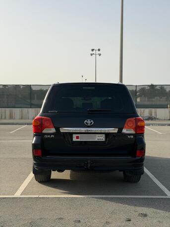 Manama, Vehicles, Cars & Trucks , BHD 9900,  TOYOTA LAND CRUISER GX.R,  2012,  Automatic,  300000 KM,    For Sale