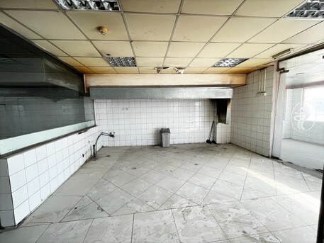 Sanad, Shops, BHD 2500,  Restaurant | Showroom For Rent In Buhair, Facing Highway