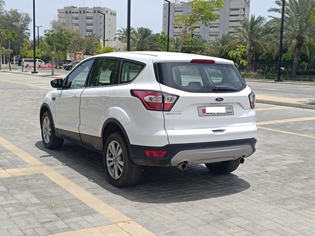 Riffa, Vehicles, Cars & Trucks , BHD 3400,  Ford Escape,  2019,  Automatic,  126000 KM,  SINGLE OWNER
