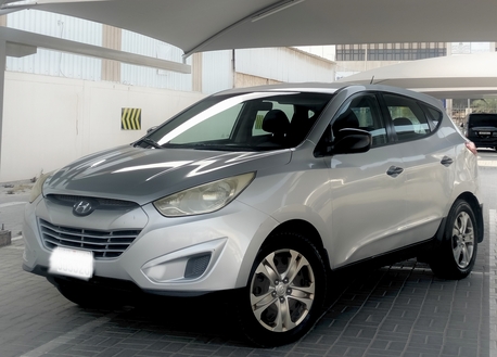 Manama, Vehicles, Cars & Trucks , Hyundai Tucson,  2014,  Automatic,  200000 KM,