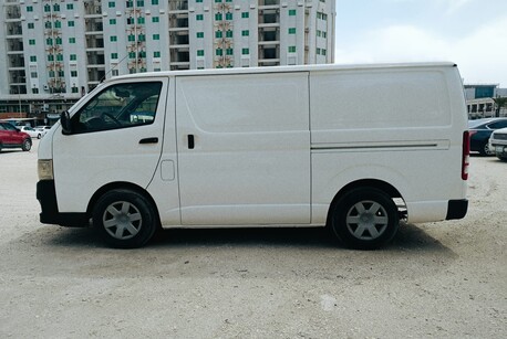 Riffa, Vehicles, Cars & Trucks , BHD 3400,  TOYOTA HIACE CARGO,  2013,  Manual,  221000 KM,  CARGO
