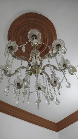 Jeddah, Furniture, SAR 100,  3 Chandeliers