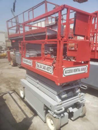 Dubai, Machinery, USD 1782,  Used Scissor Lift Machines For Sale