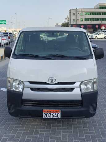Manama, Vehicles, Cars & Trucks , BHD 4000,  Toyota Hi-Ace,  2015,  Manual,  180000 KM,  Toyota Hiace  Model 16 Passanger Whitw Color  Urgent Sale
