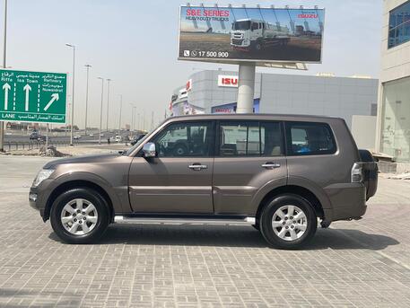 Manama, Vehicles, Cars & Trucks , BHD 4400,  Mitsubishi Pajero,  2016,  Automatic,  141100 KM,   GLS  (Grey)