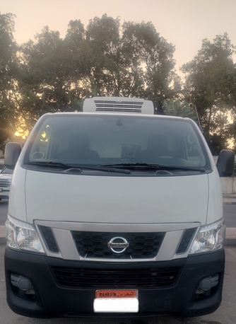 Manama, Vehicles, Cars & Trucks , Nissan NV3500,  2016,  Manual,  268000 KM,  Nissan Urvan Cargo Chiller Van