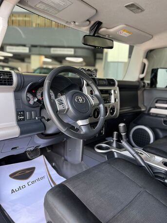 Riffa, Vehicles, Cars & Trucks , BHD 9900,  TOYOTA FJ CRUISER 4X4 2021 BLACK,  2021,  Automatic,  194000 KM,
