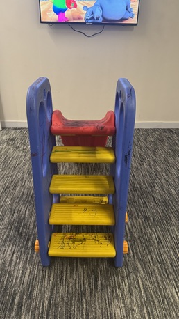 Tabuk City, Baby & Kid Stuff, SAR 300,  Kids Slide In Very Good Condition