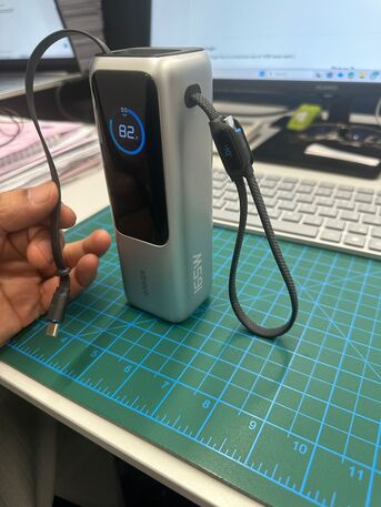 Riyadh, Mobile Phones, SAR 225,  ANKER Zolo A1695 25000 MAh Capacity In Mint Condition For Sale