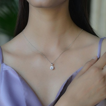 London, Jewelry, Luxury Halo Diamond Necklace Collection - Atelier Diamonds
