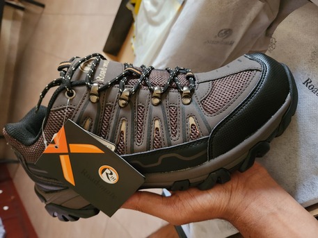 Jubail, Clothing & Accessories, SAR 80,  Safety Shoes New For Sale Only 80 SAR